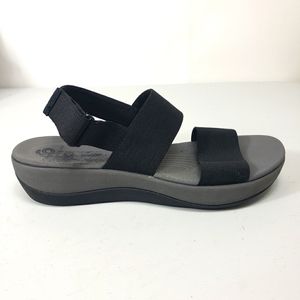 Clarks 9 Cloudsteppers Black Gray Sandals Comfort